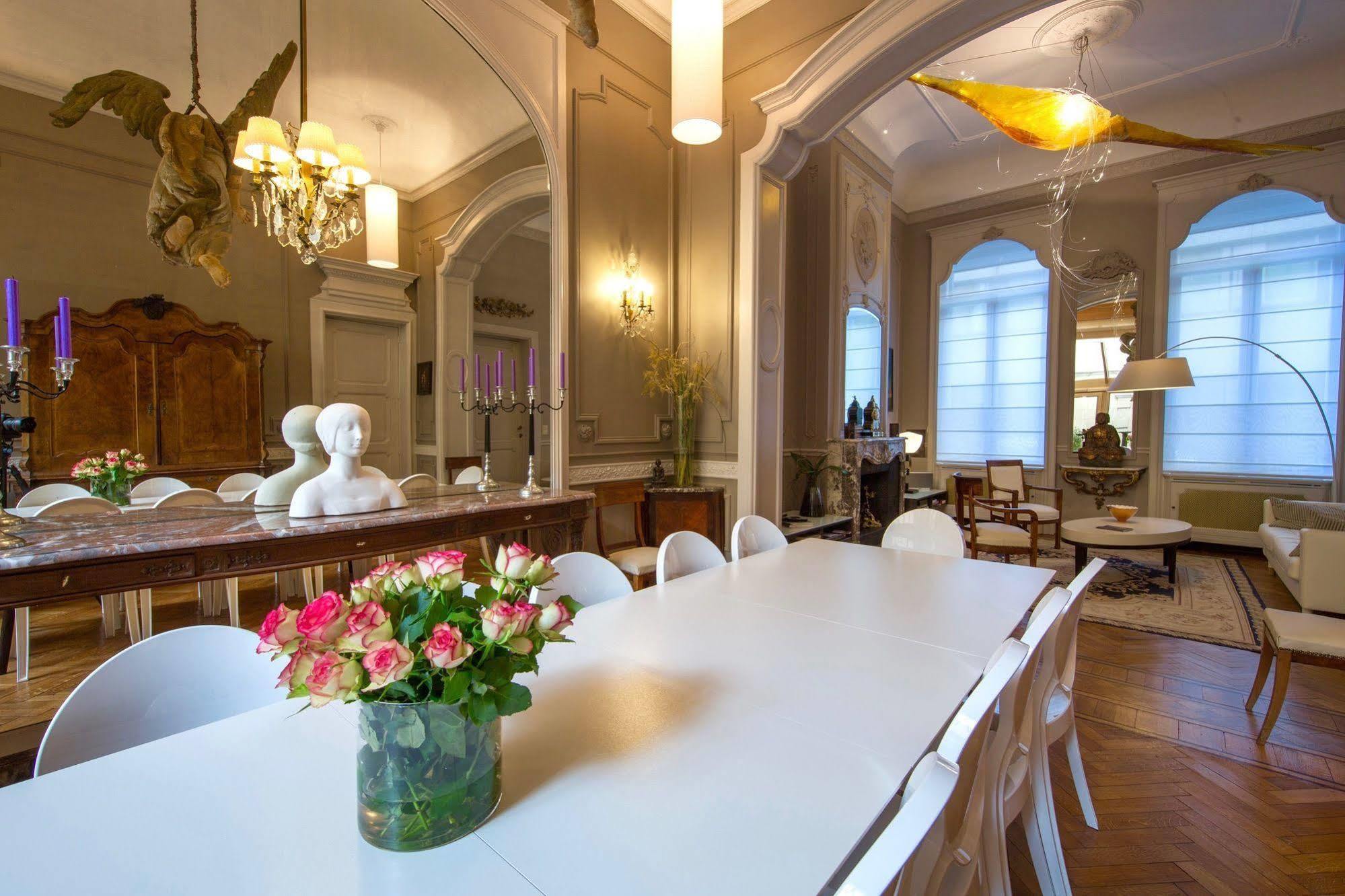 Bed and Breakfast Louise Sur Cour Saint-Gilles Exterior foto
