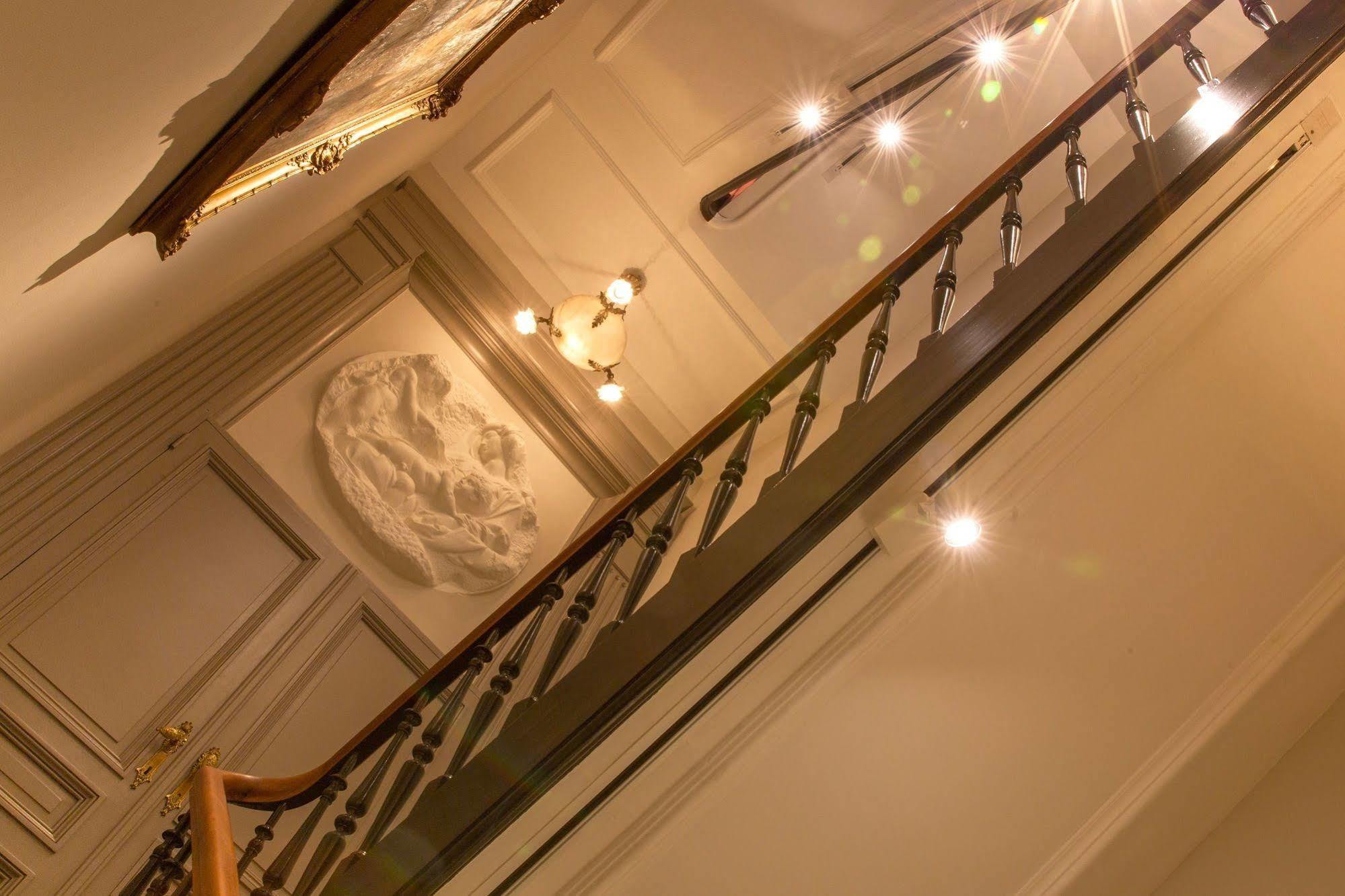 Bed and Breakfast Louise Sur Cour Saint-Gilles Exterior foto
