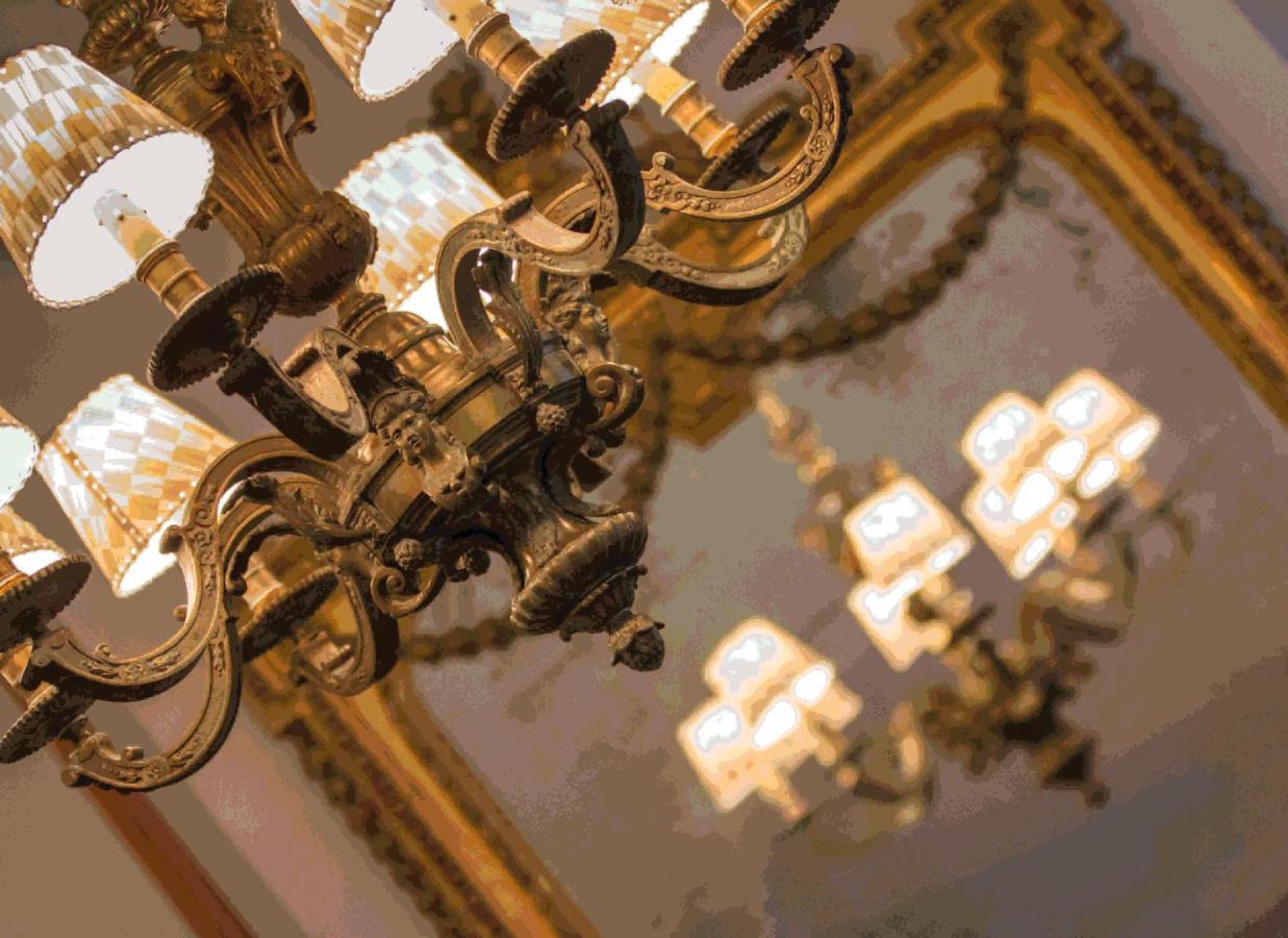 Bed and Breakfast Louise Sur Cour Saint-Gilles Exterior foto